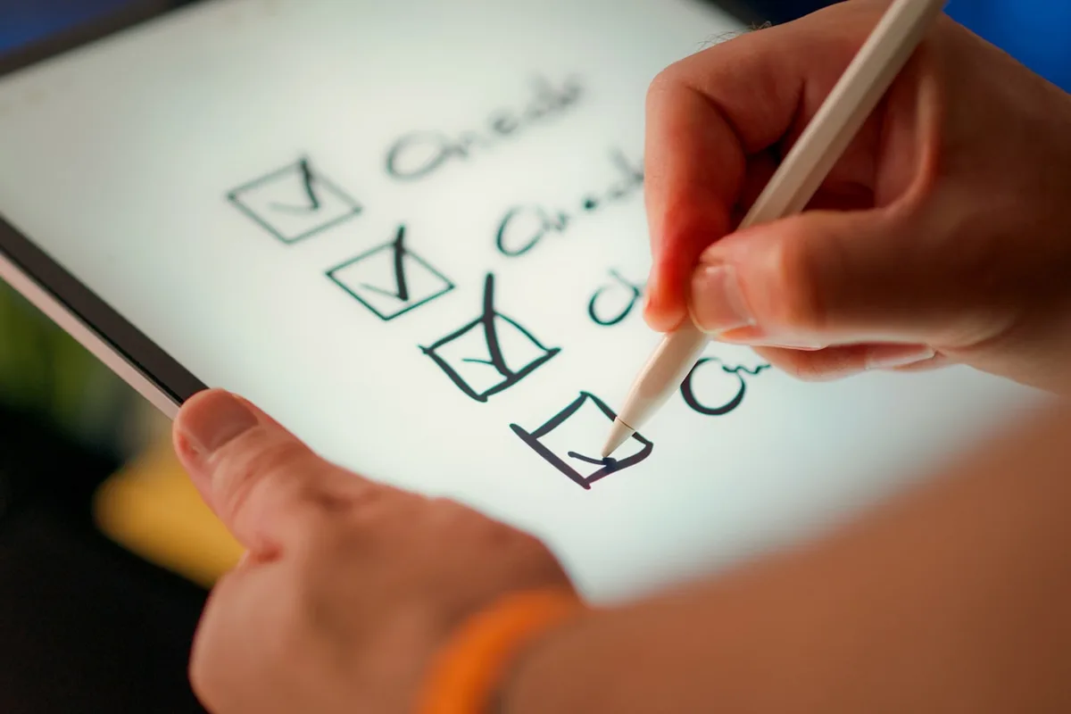Due Diligence Checklist: Commercial